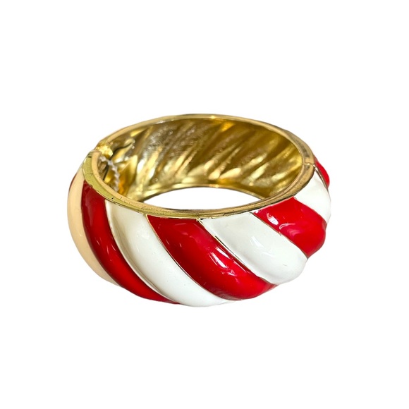 • Candy Cane Bangle • - Picture 1 of 8